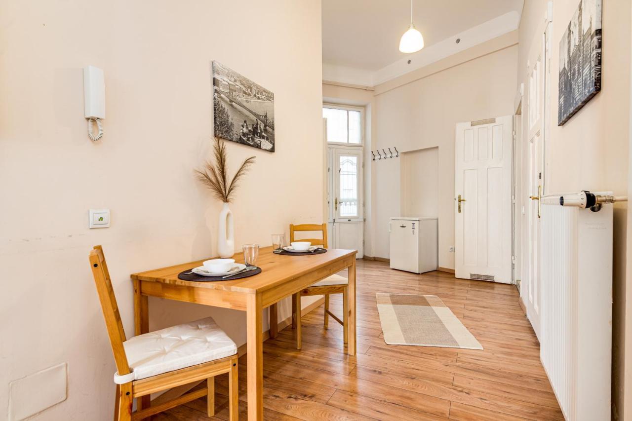 Vintage Apartment In The Jewish Quarter Budapest Exterior photo